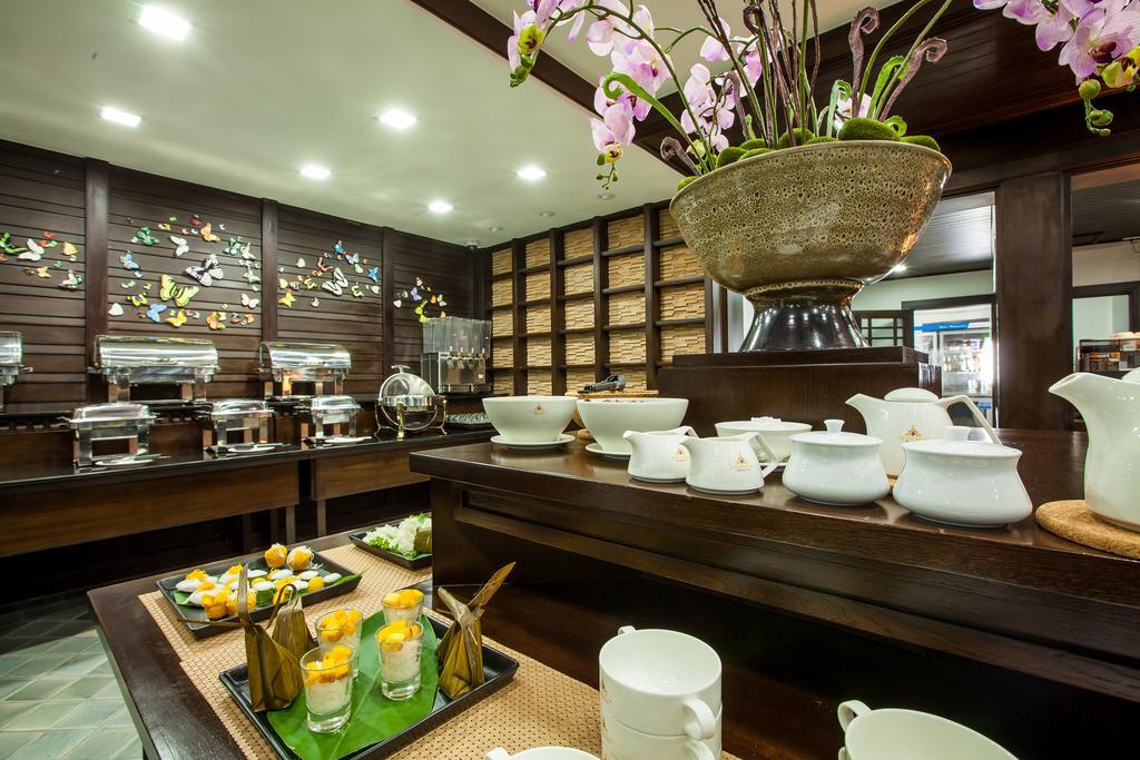 Huernnana Boutique Hotel Phrae Exterior foto